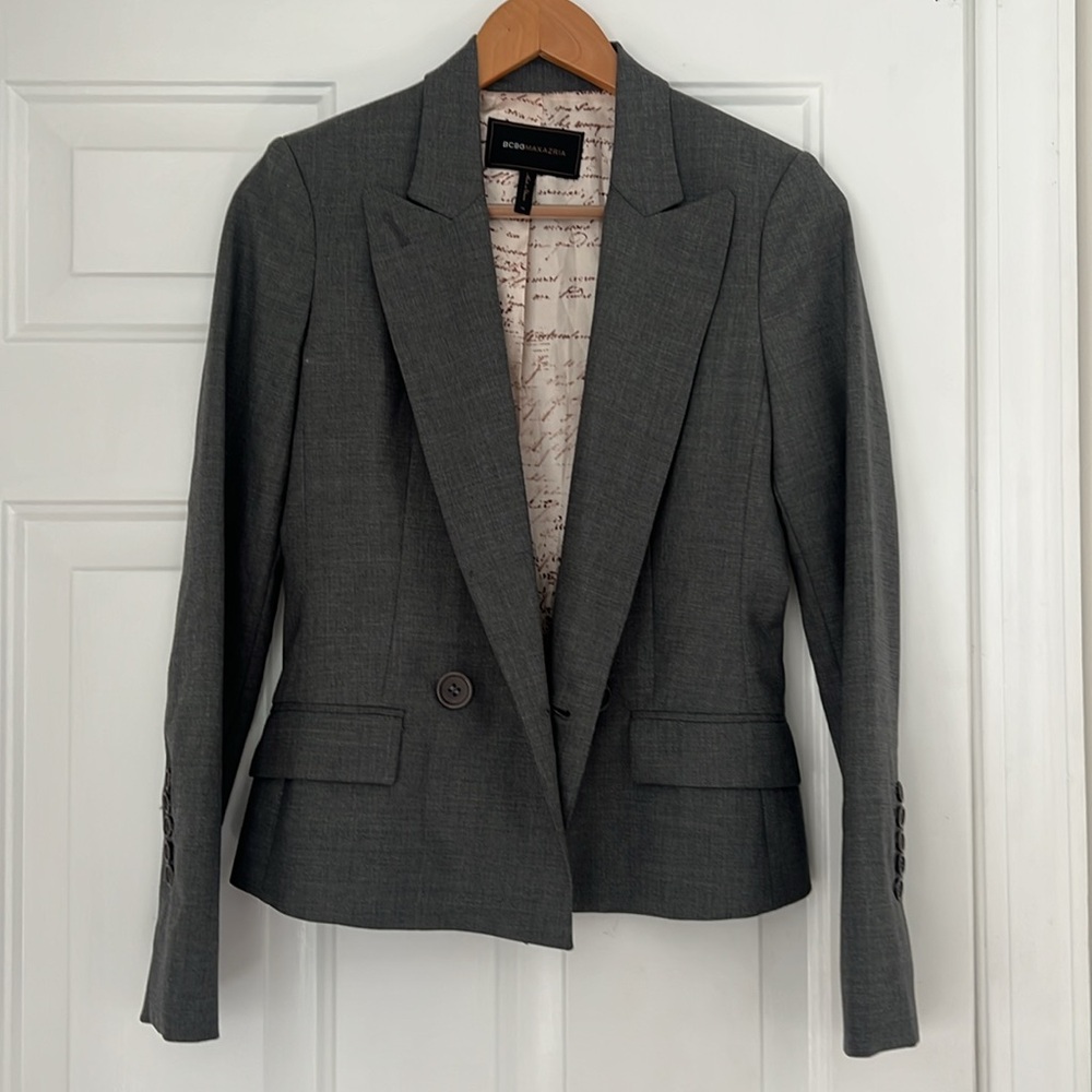 BCBGMaxazria Blazer in gray size XS